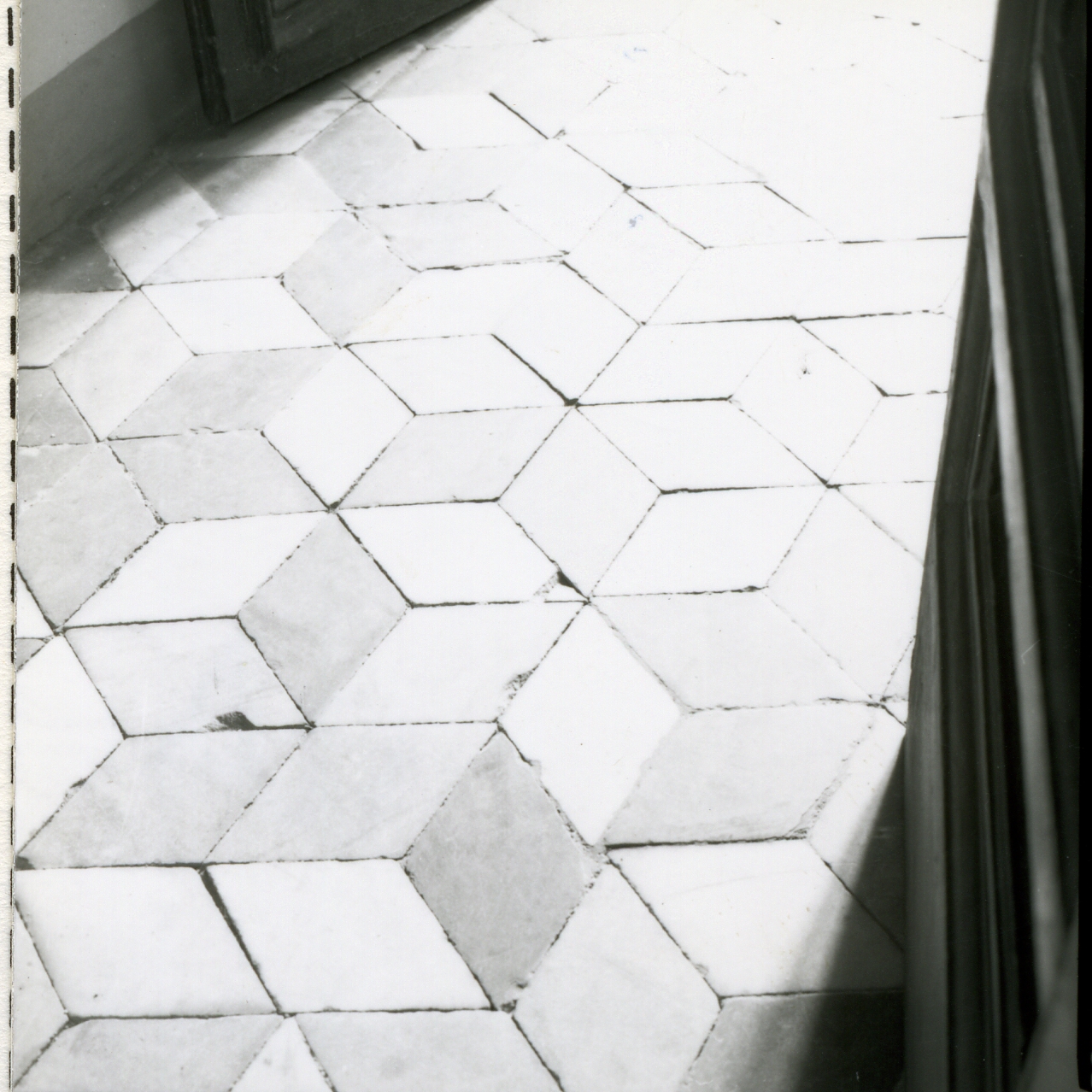 PAVIMENTO - BOTTEGA NAPOLETANA (FINE sec. XVII)