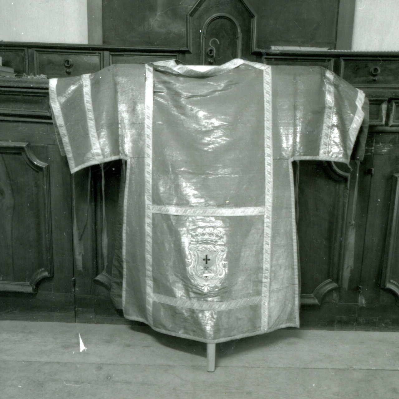 TONACELLA, SERIE - MANIFATTURA NAPOLETANA (FINE sec. XVIII)