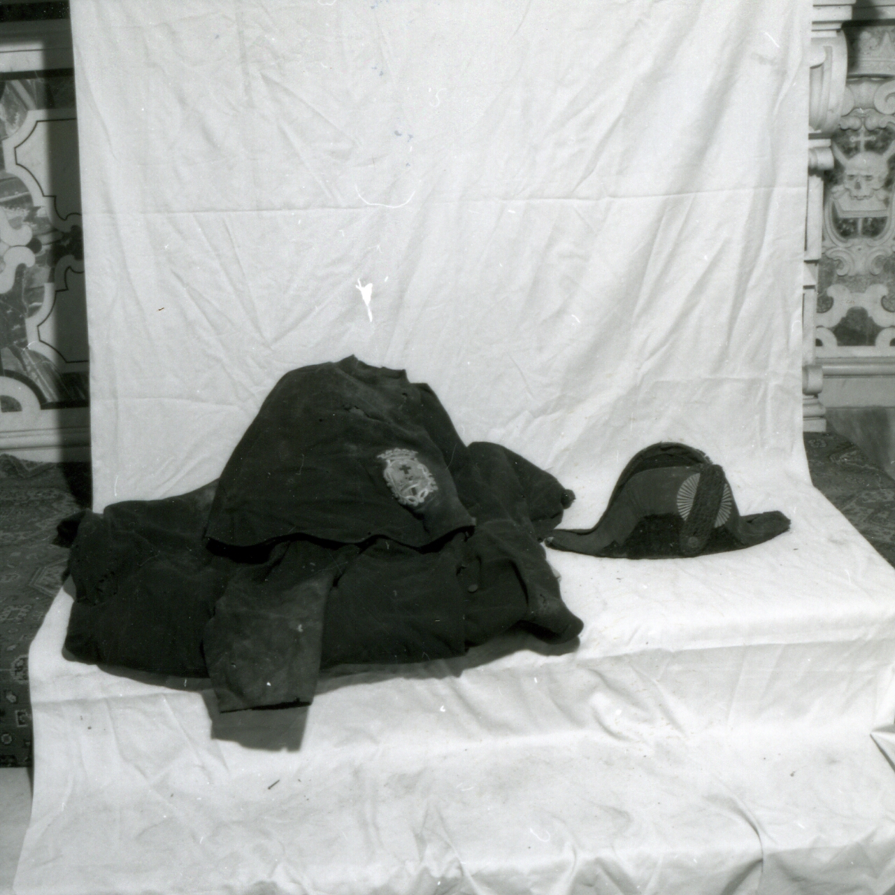 ABITO MASCHILE - MANIFATTURA NAPOLETANA (Metà sec. XIX)