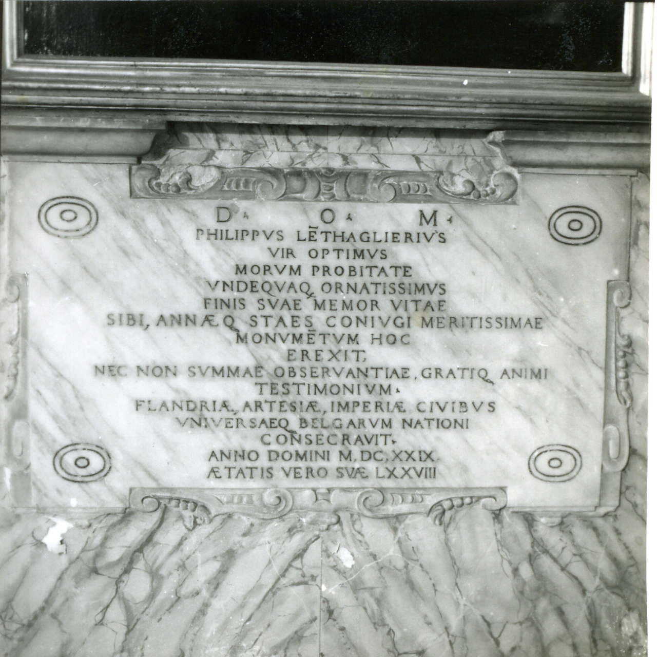 lapide tombale - bottega napoletana (sec. XVII)