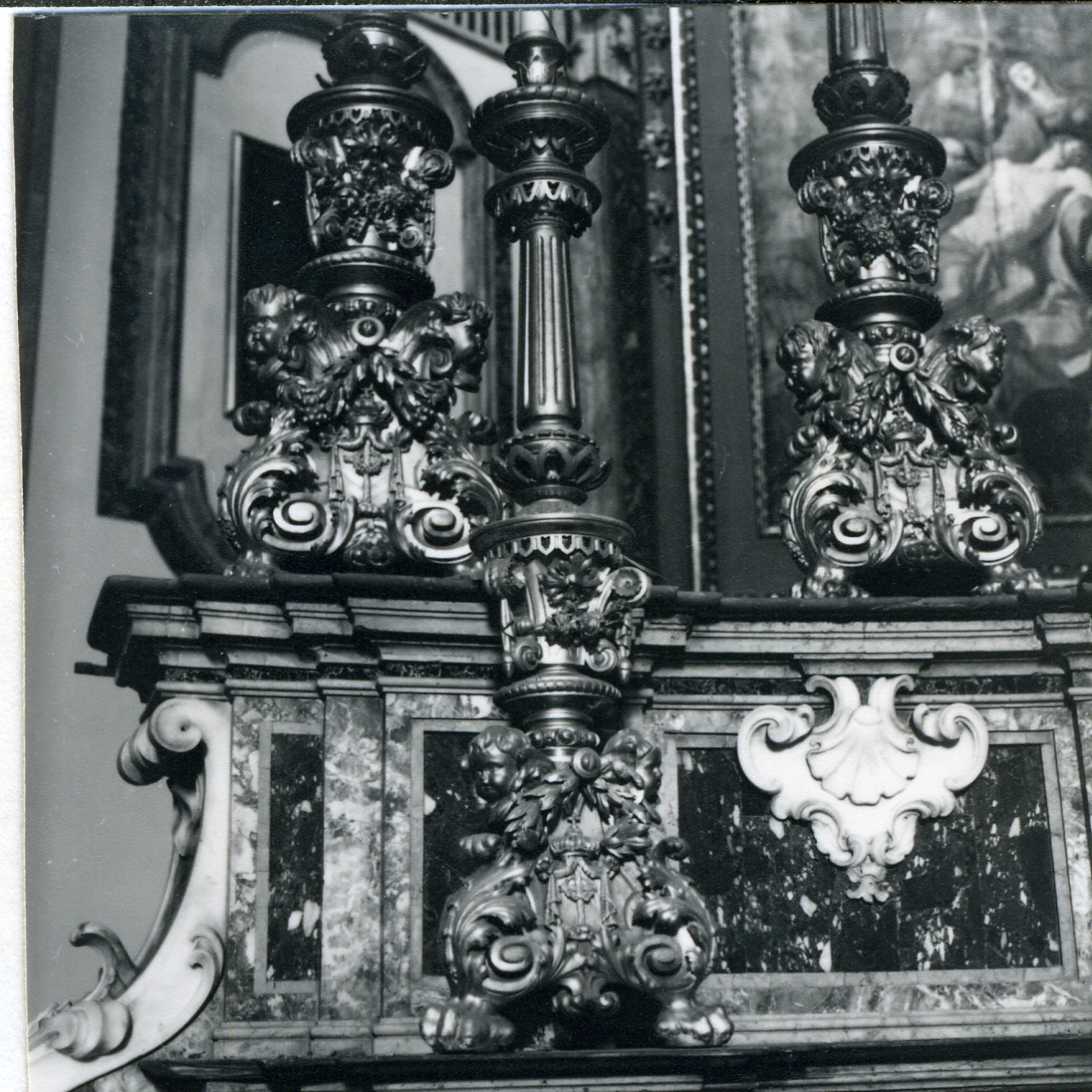CANDELABRO D'ALTARE, SERIE - manifattura napoletana (Seconda metà sec. XVIII)
