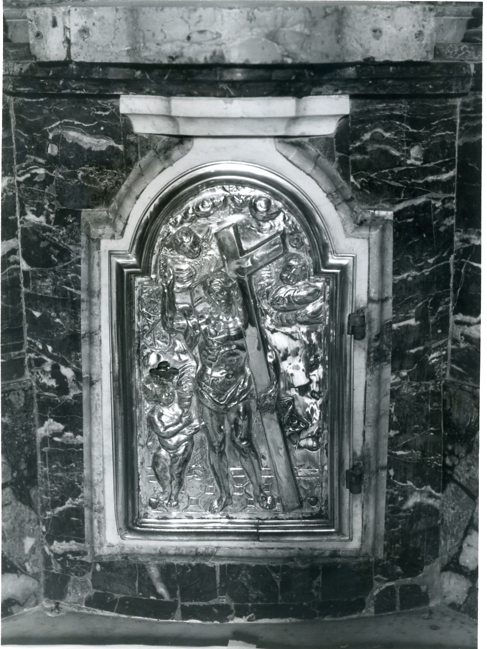 CRISTO RISORTO (SPORTELLO DI TABERNACOLO, ELEMENTO D'INSIEME) - bottega argentiera napoletana (Metà sec. XVIII)