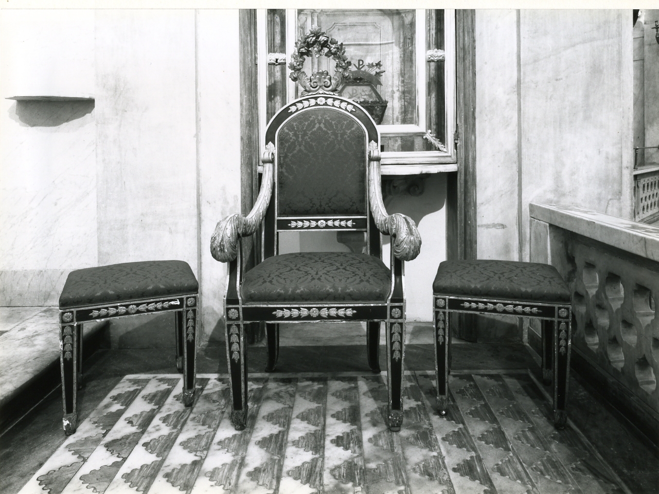 POLTRONA DA CERIMONIA, ELEMENTO D'INSIEME - manifattura napoletana (PRIMO QUARTO sec. XIX)