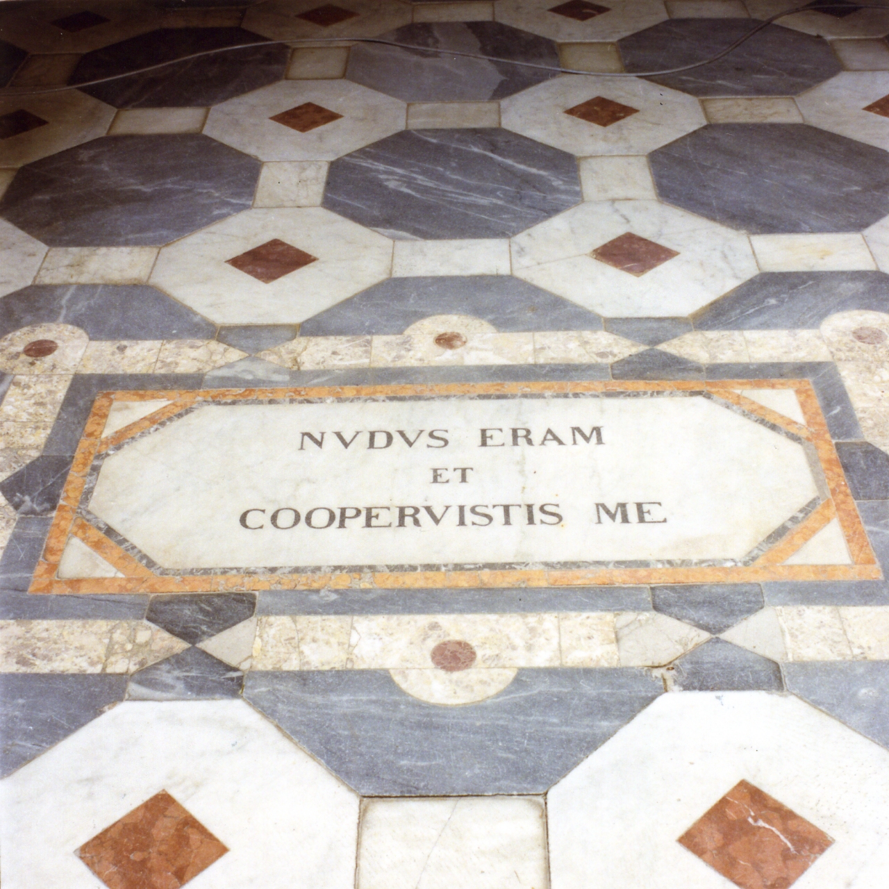 lapide - bottega napoletana (ultimo quarto sec. XIX)