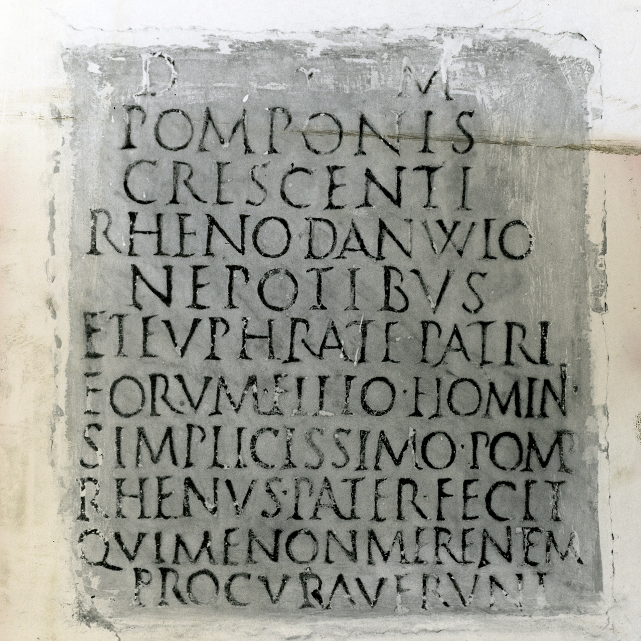 lapide tombale, frammento - bottega napoletana (secc. III/ IV)
