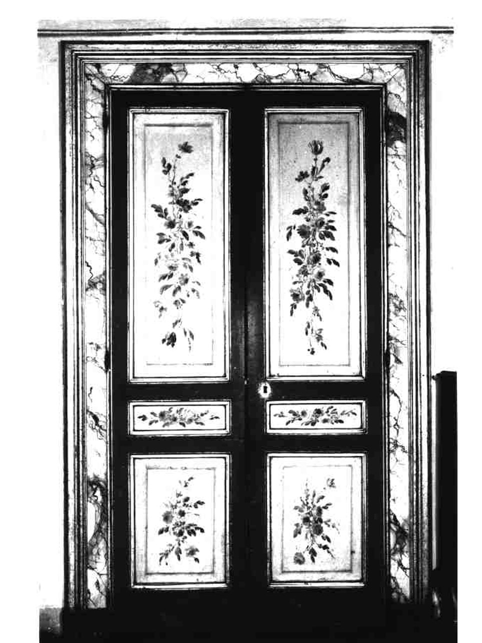 porta - a due battenti - bottega napoletana (seconda metà sec. XVIII)