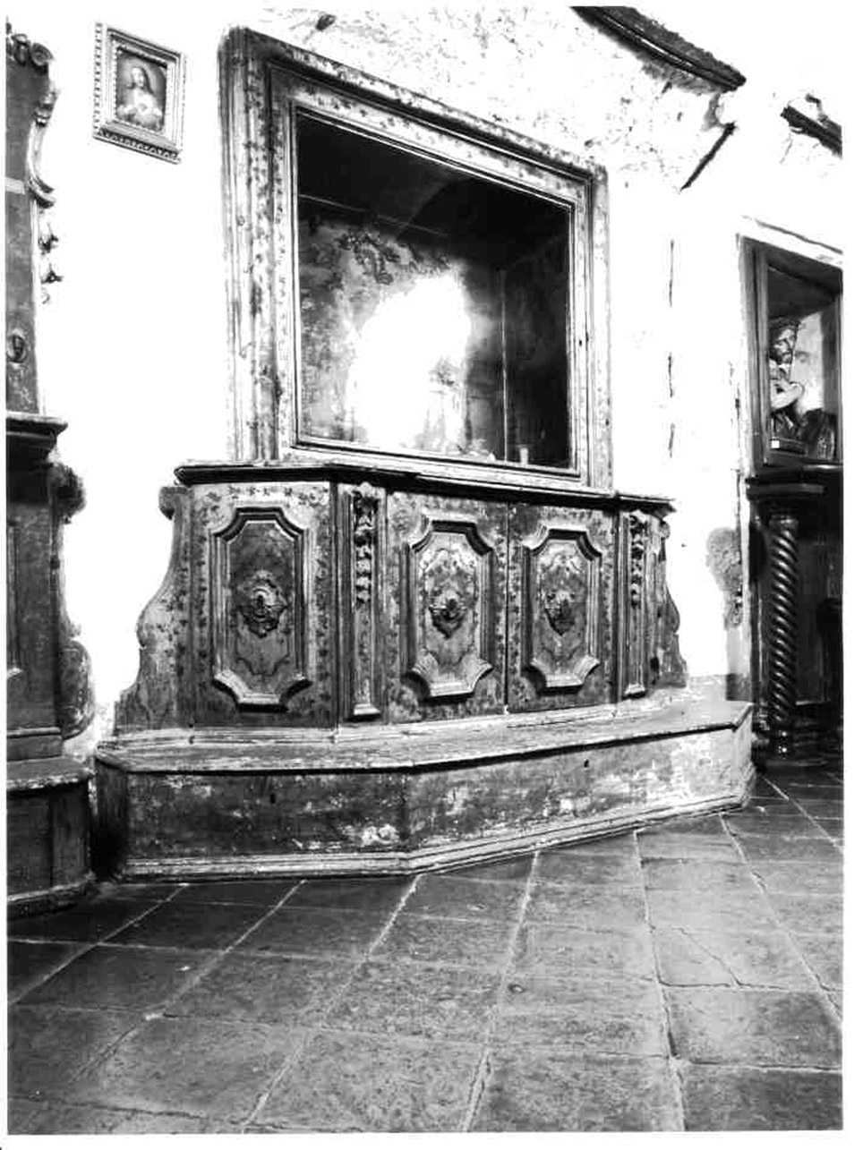 cornice - bottega napoletana (seconda metà sec. XVIII)