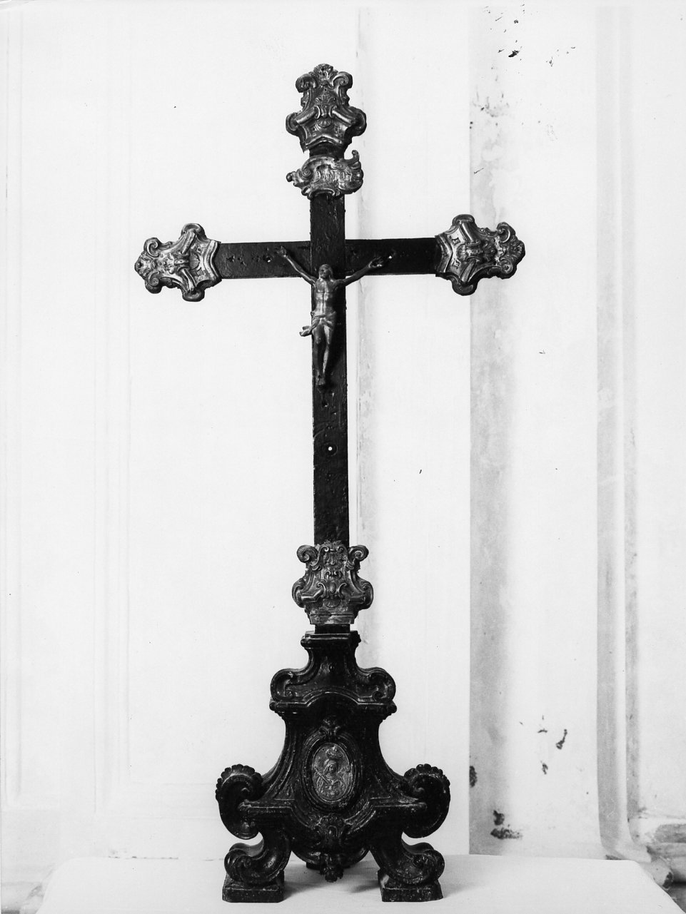 Cristo crocifisso (croce da tavolo) - bottega campana (fine sec. XVIII)