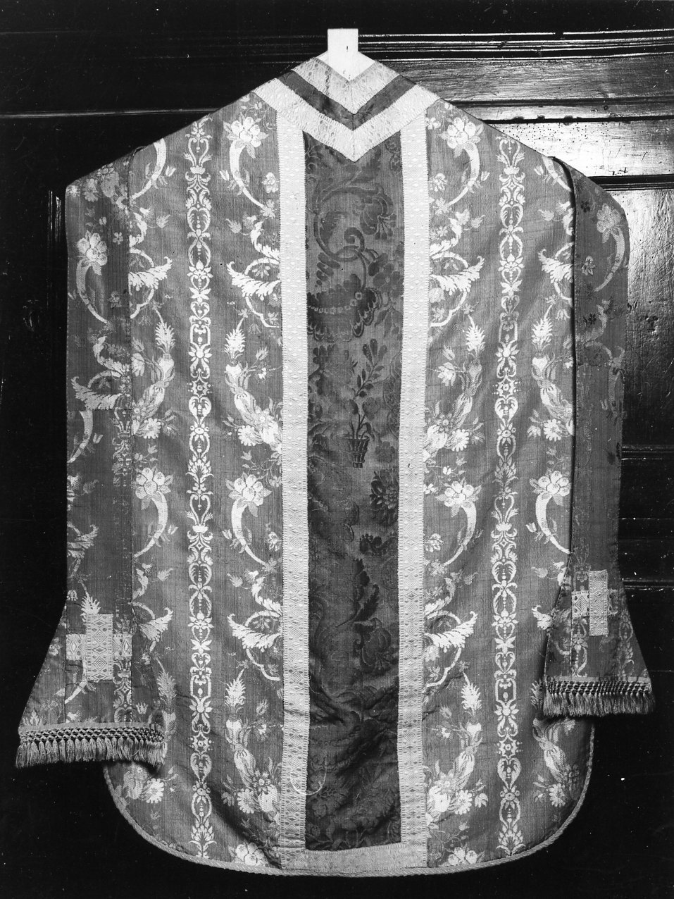 paramento liturgico, insieme - manifattura campana (metà sec. XIX)