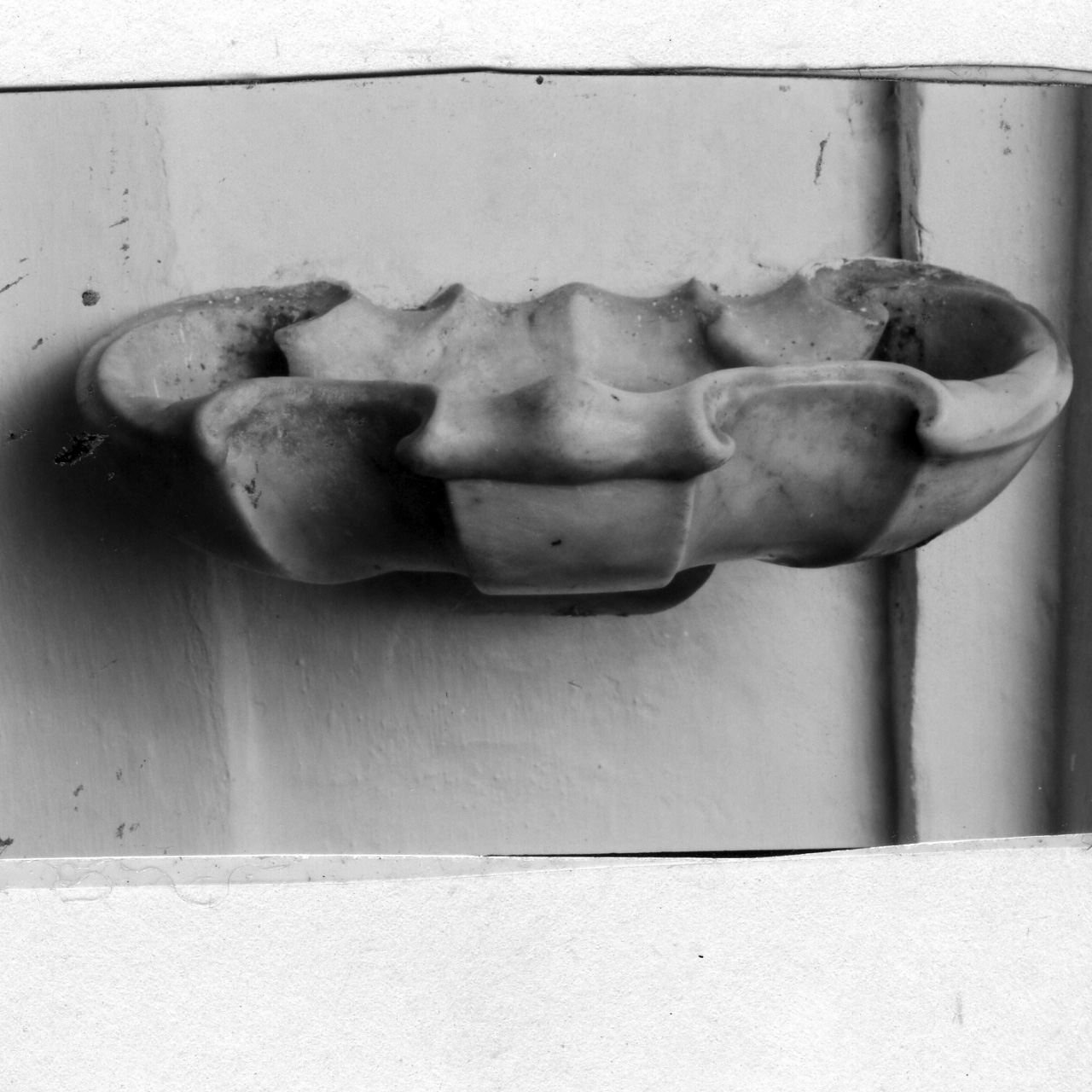 acquasantiera - bottega campana (metà sec. XVIII)