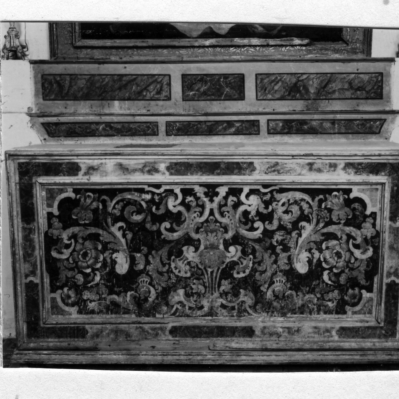 paliotto - bottega campana (seconda metà sec. XVII)