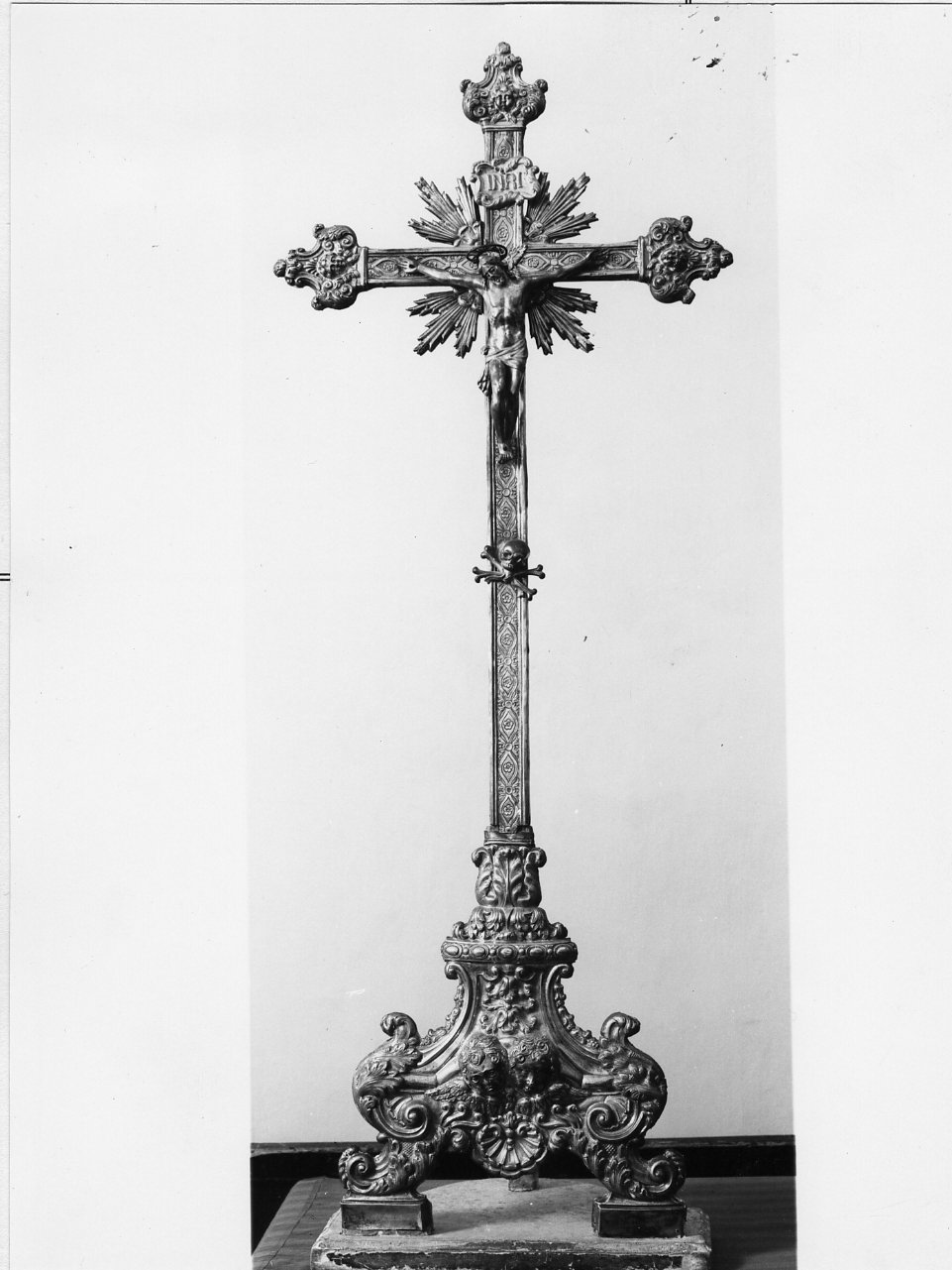 Cristo crocifisso (croce d'altare) di Arillo A (sec. XIX)