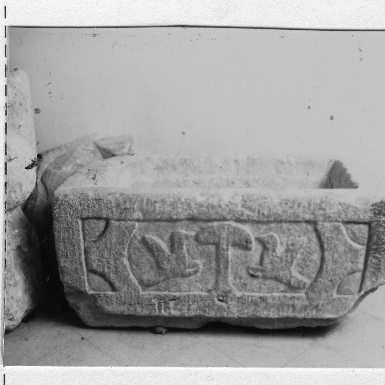 vasca - bottega campana (prima metà sec. XV)