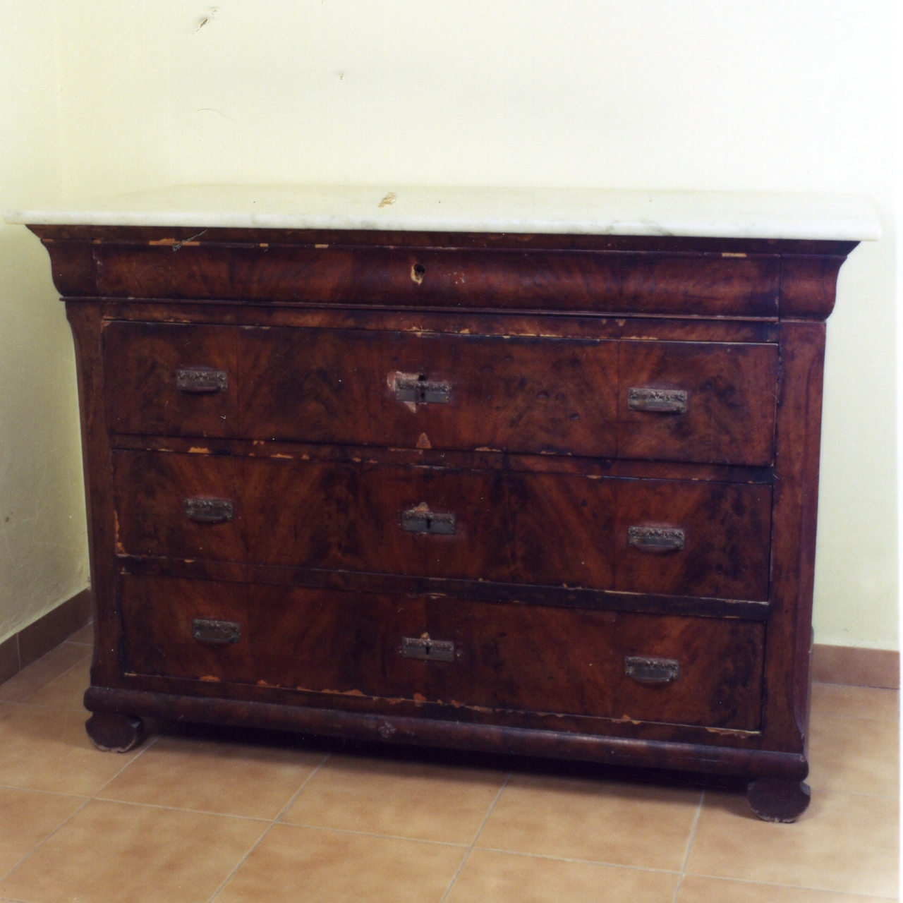 cassettone - bottega napoletana (seconda metà sec. XIX)