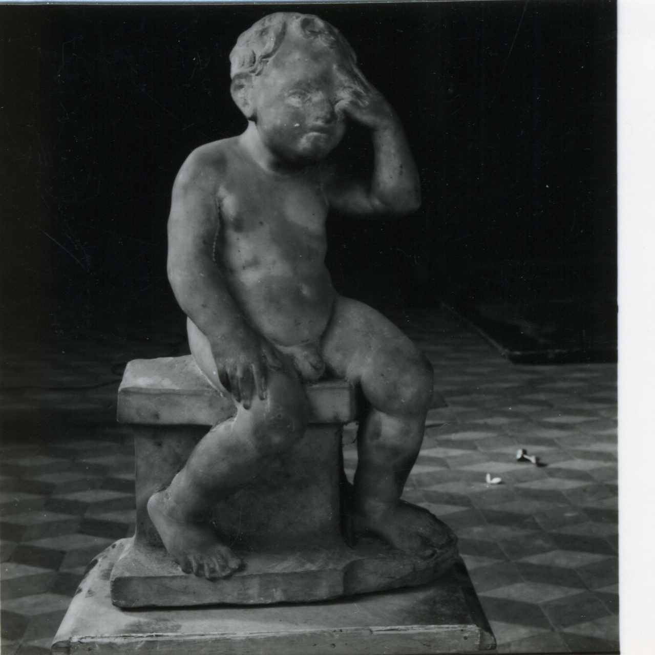 PUTTO PIANGENTE (SCULTURA) - AMBITO NAPOLETANO (Seconda metà Sec. XVI)