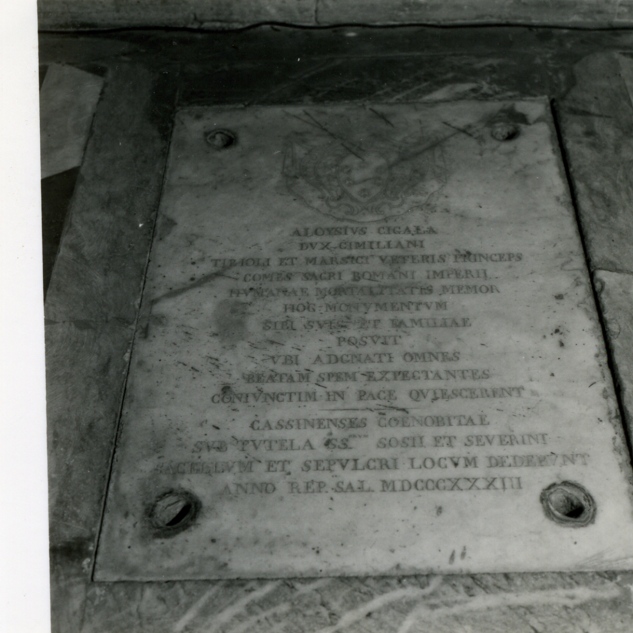 lastra tombale - bottega napoletana (sec. XIX)