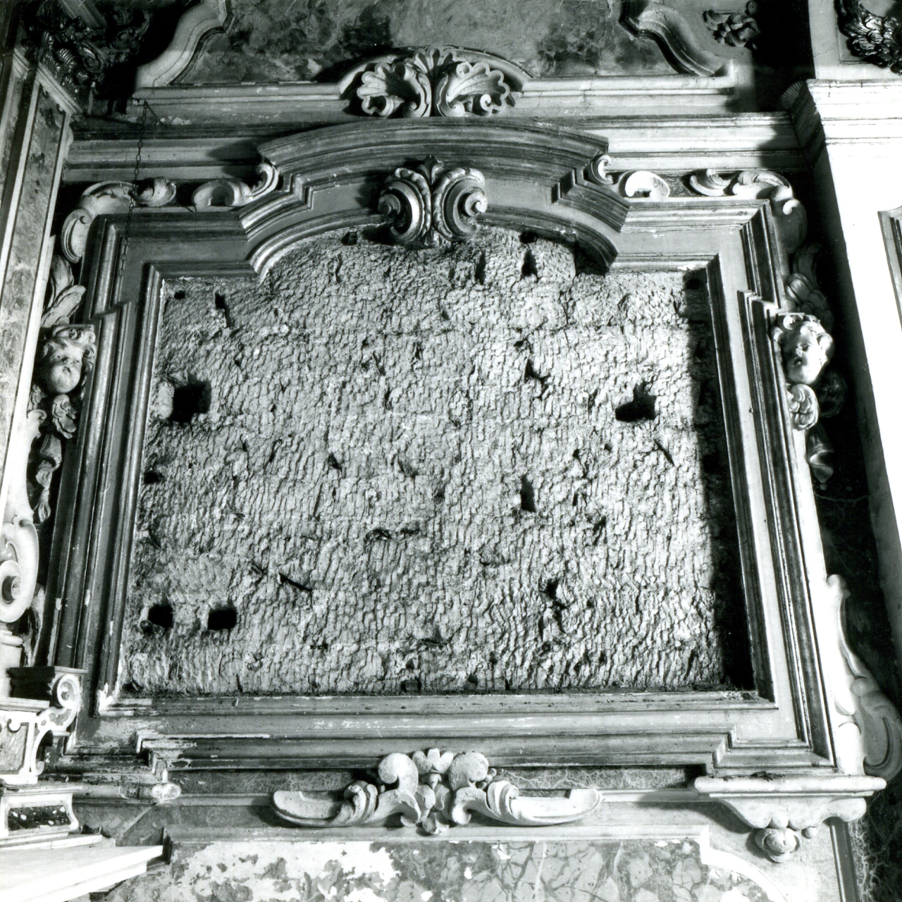 cornice - bottega napoletana (metà sec. XVII)