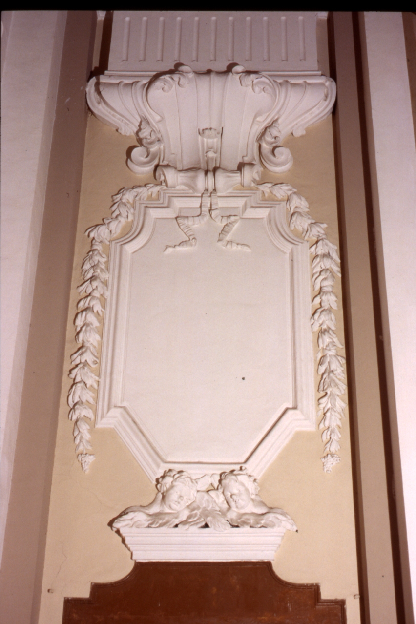 cornice, serie di Cristiano Giuseppe (primo quarto sec. XVIII)