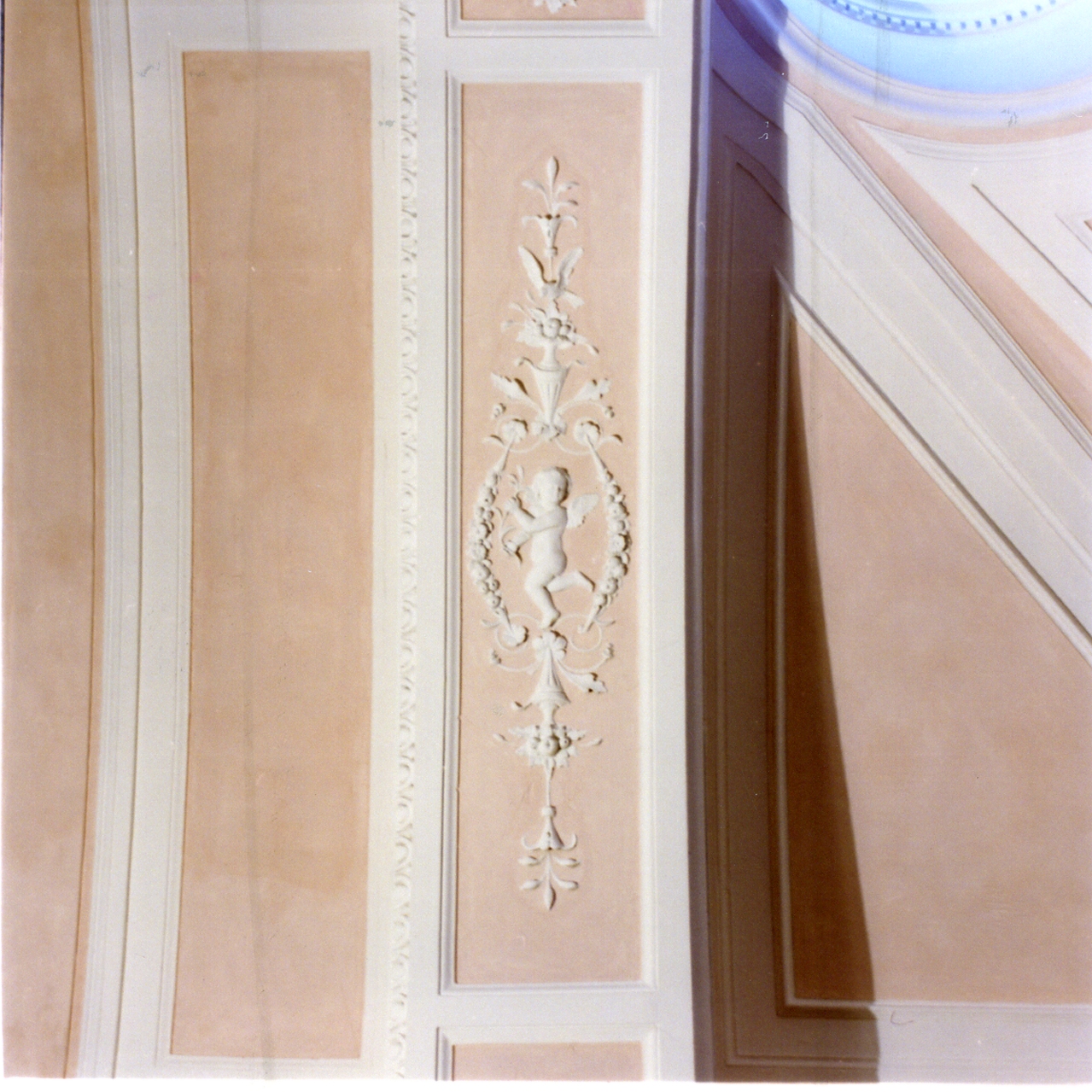 decorazione plastica - bottega napoletana (prima metà sec. XIX)