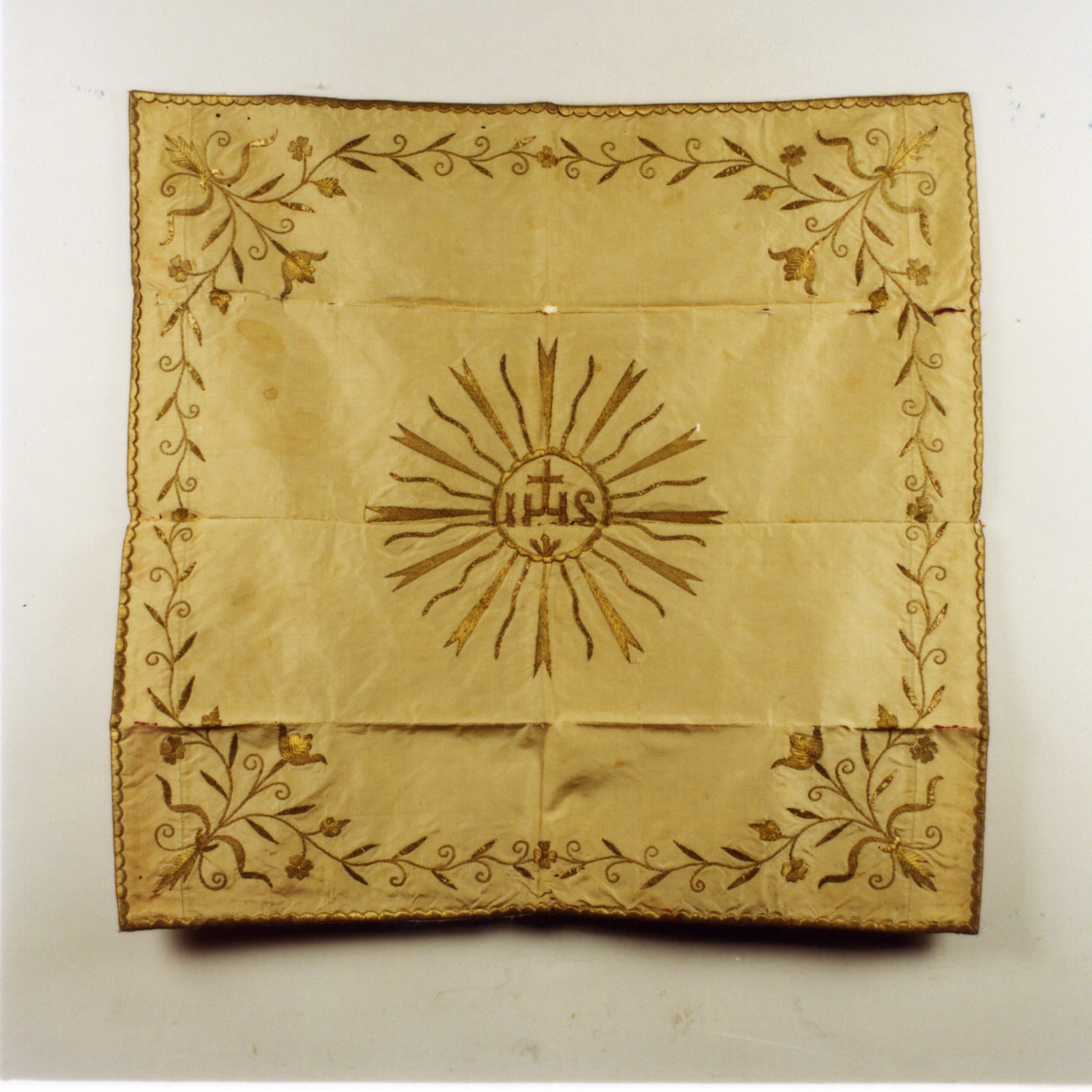 velo di calice, insieme - manifattura napoletana (seconda metà sec. XVIII)