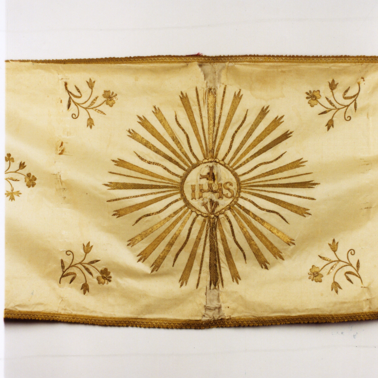 velo omerale - manifattura napoletana (seconda metà sec. XVIII)