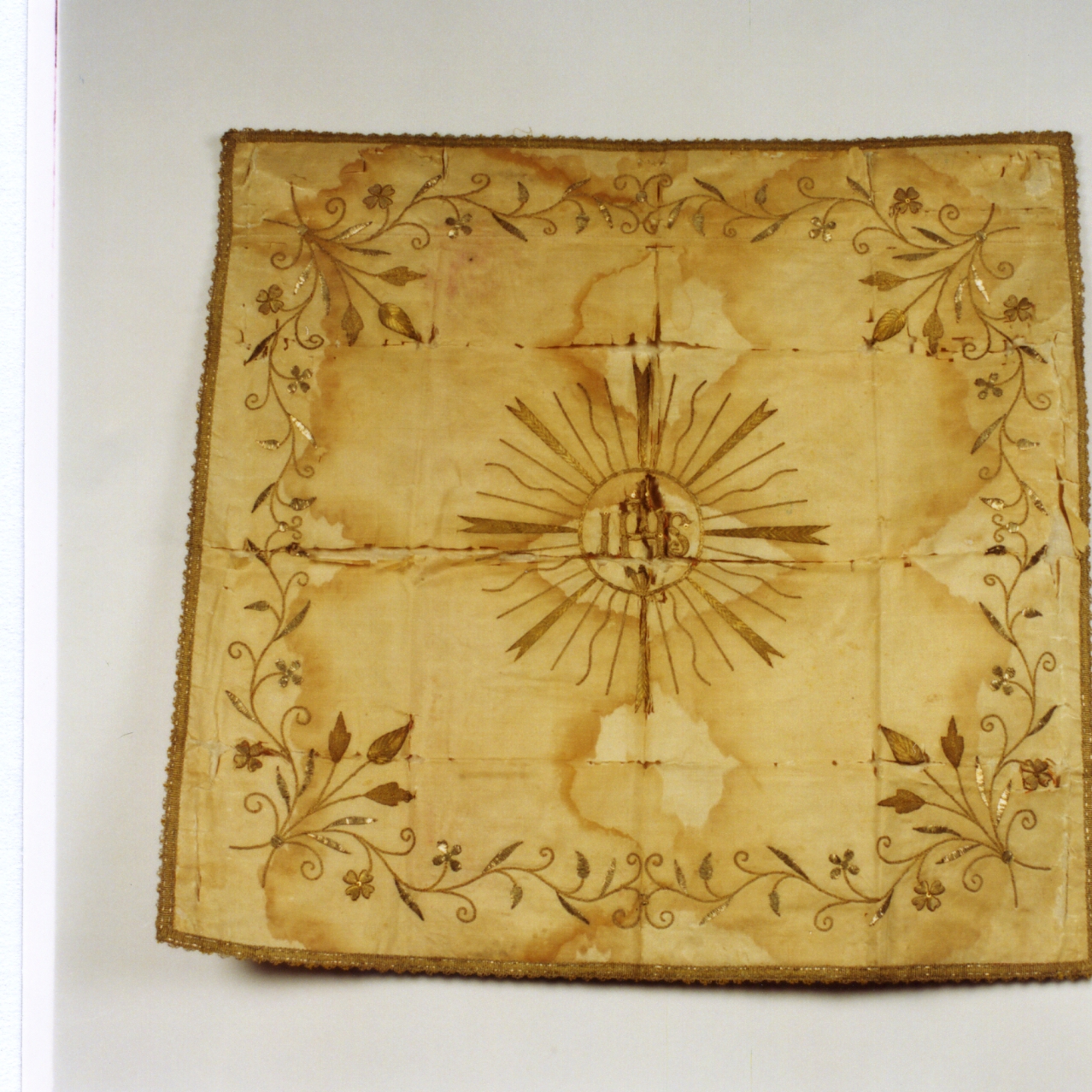 velo di calice, insieme - manifattura napoletana (seconda metà sec. XVIII)