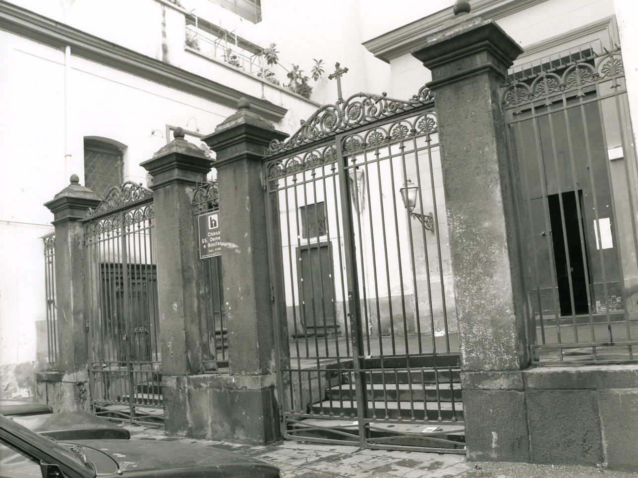 cancellata - bottega napoletana (prima metà sec. XX)