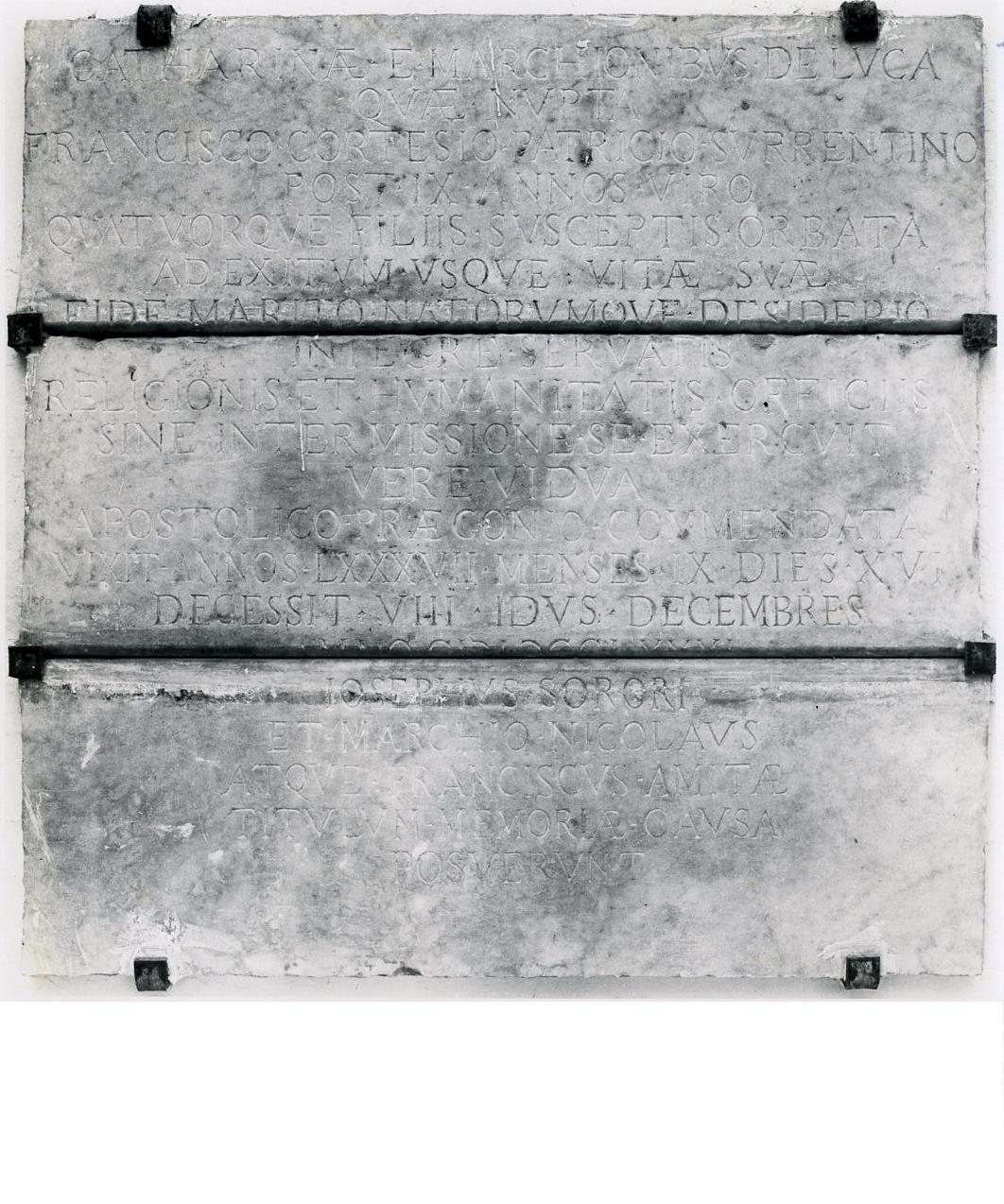 lastra tombale, serie - bottega napoletana (metà sec. XVIII)