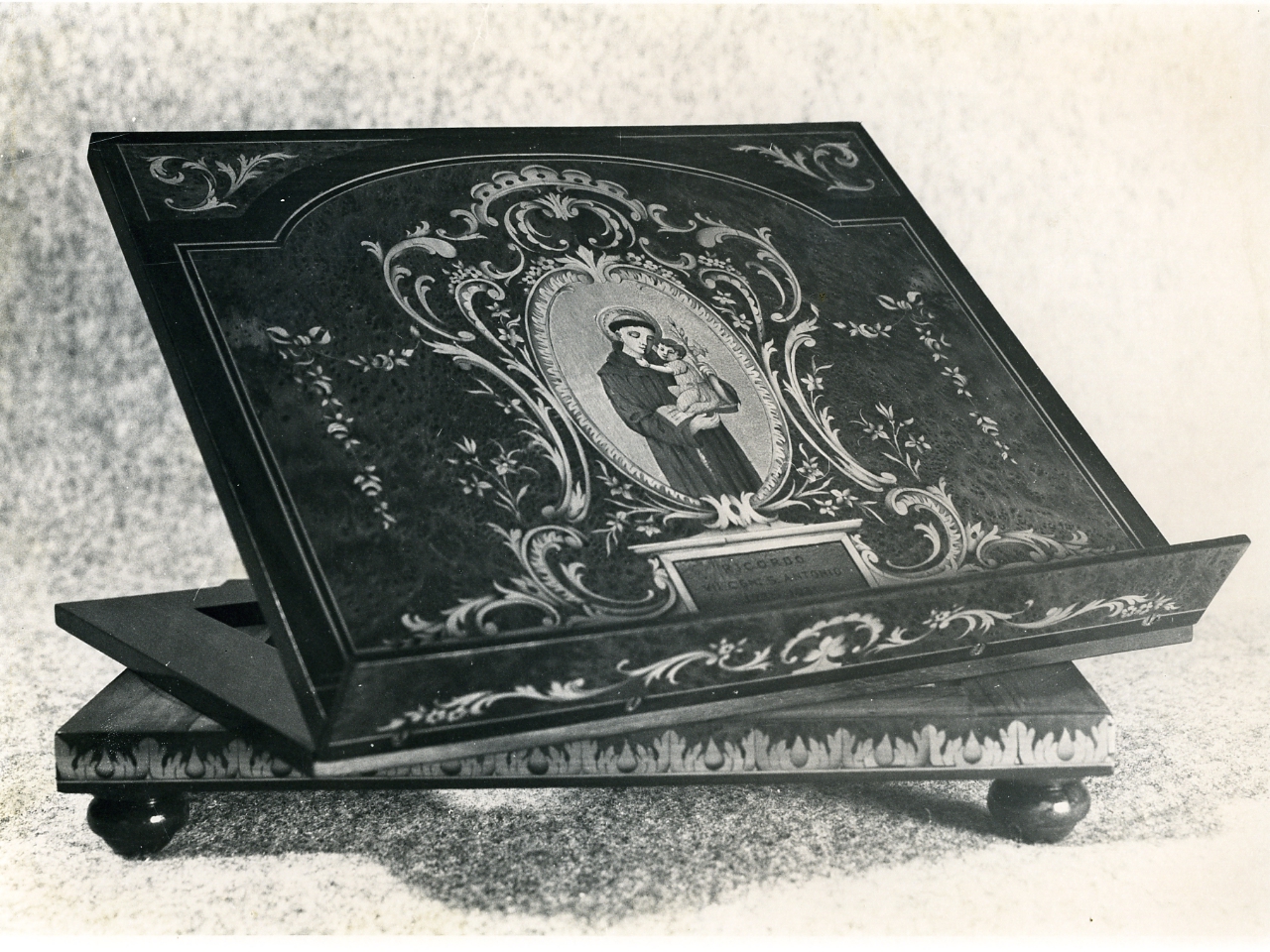 leggio - bottega napoletana (prima metà sec. XX)