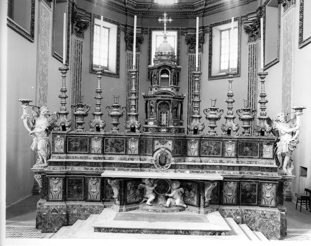 altare maggiore di Fuga Ferdinando (sec. XVIII)