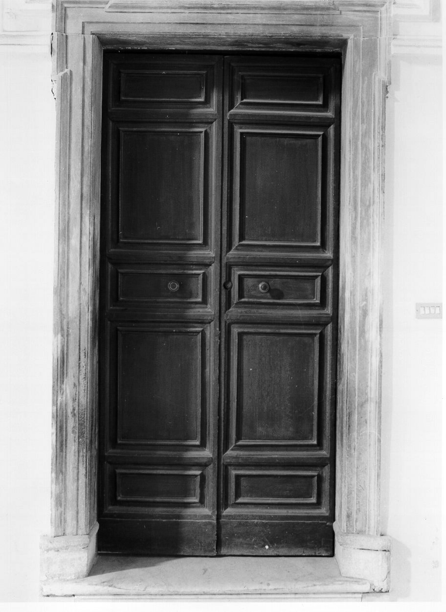 porta - a due battenti - bottega napoletana (seconda metà sec. XVIII)