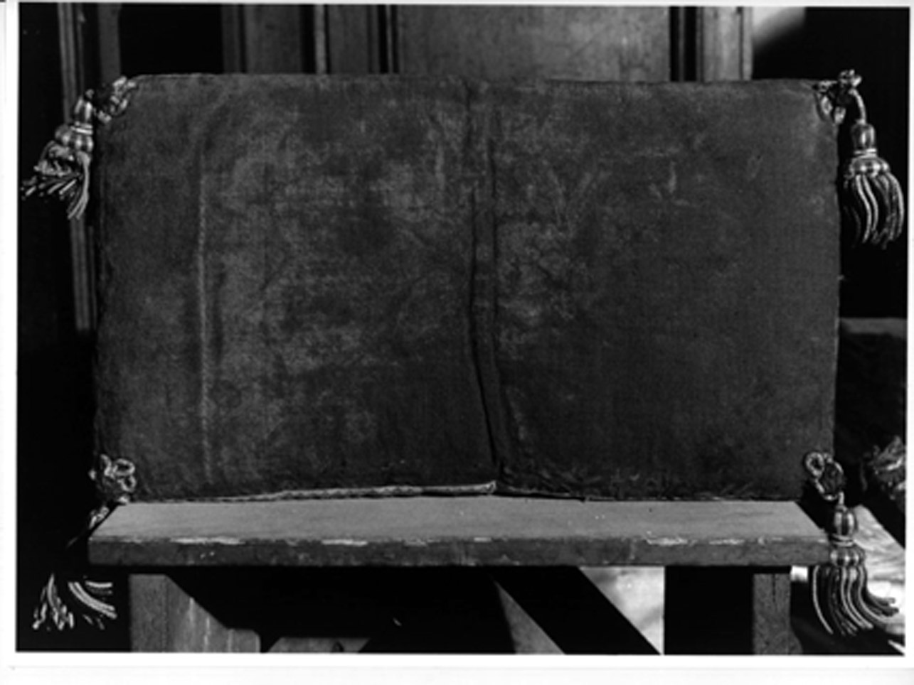 cuscino - manifattura napoletana (prima metà sec. XX)