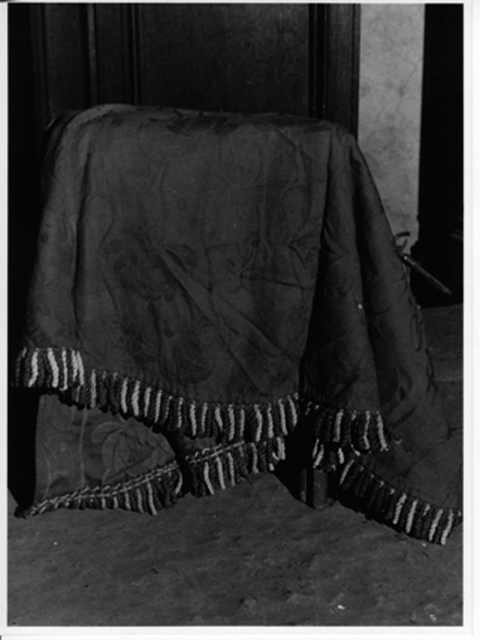 tappeto - manifattura napoletana (prima metà sec. XX)