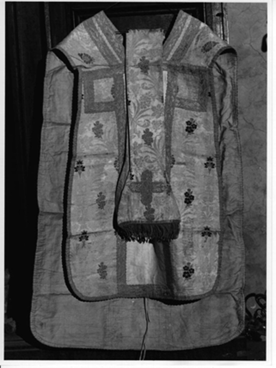 paramento liturgico, elemento d'insieme - manifattura napoletana (prima metà sec. XX)