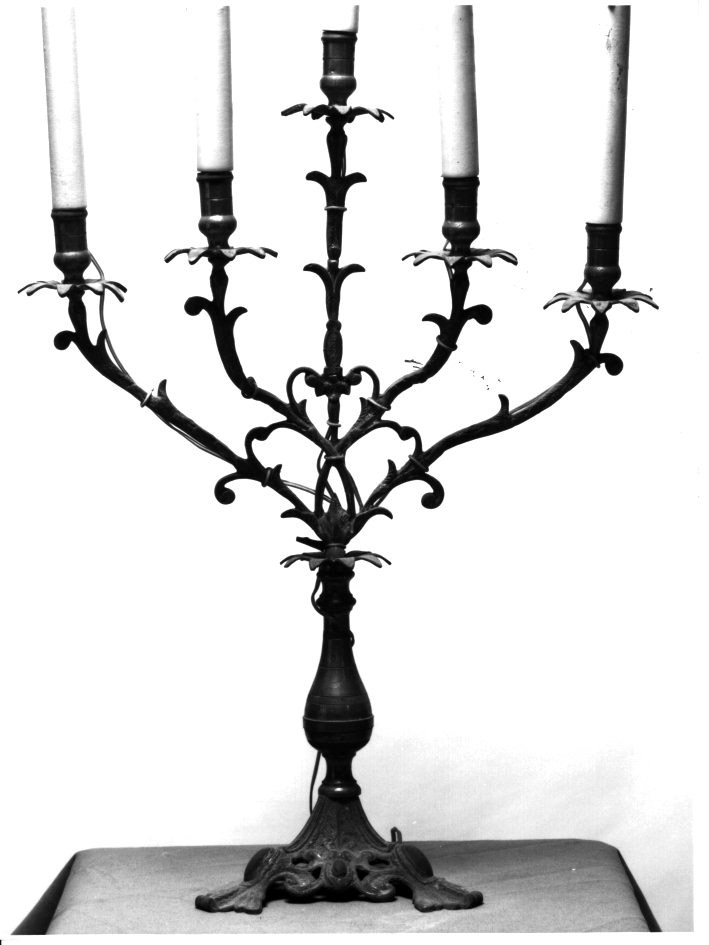 candelabro, serie - bottega napoletana (seconda metà sec. XIX)