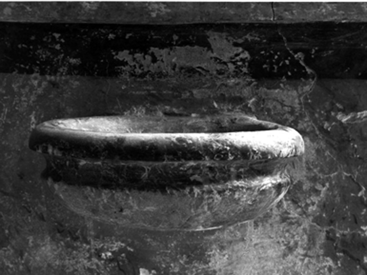 acquasantiera da parete - bottega napoletana (metà sec. XIX)