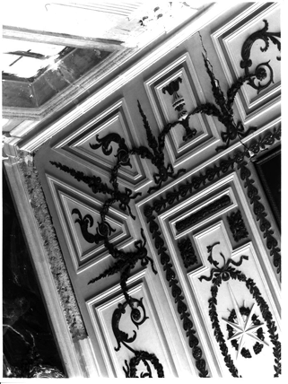 decorazione plastica - bottega napoletana (sec. XIX)