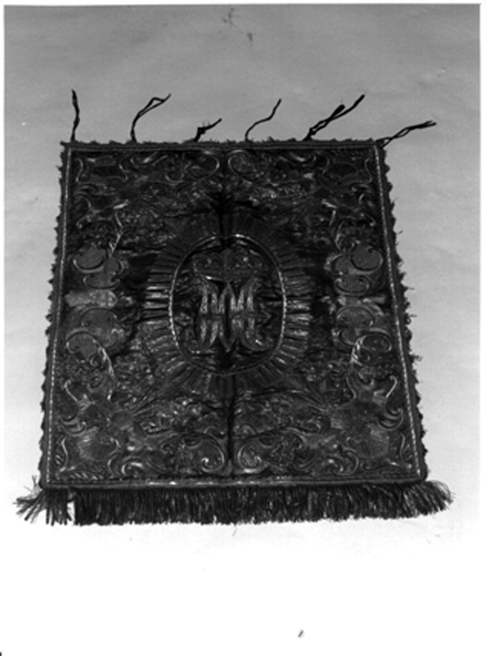 stendardo - manifattura napoletana (prima metà sec. XVIII)