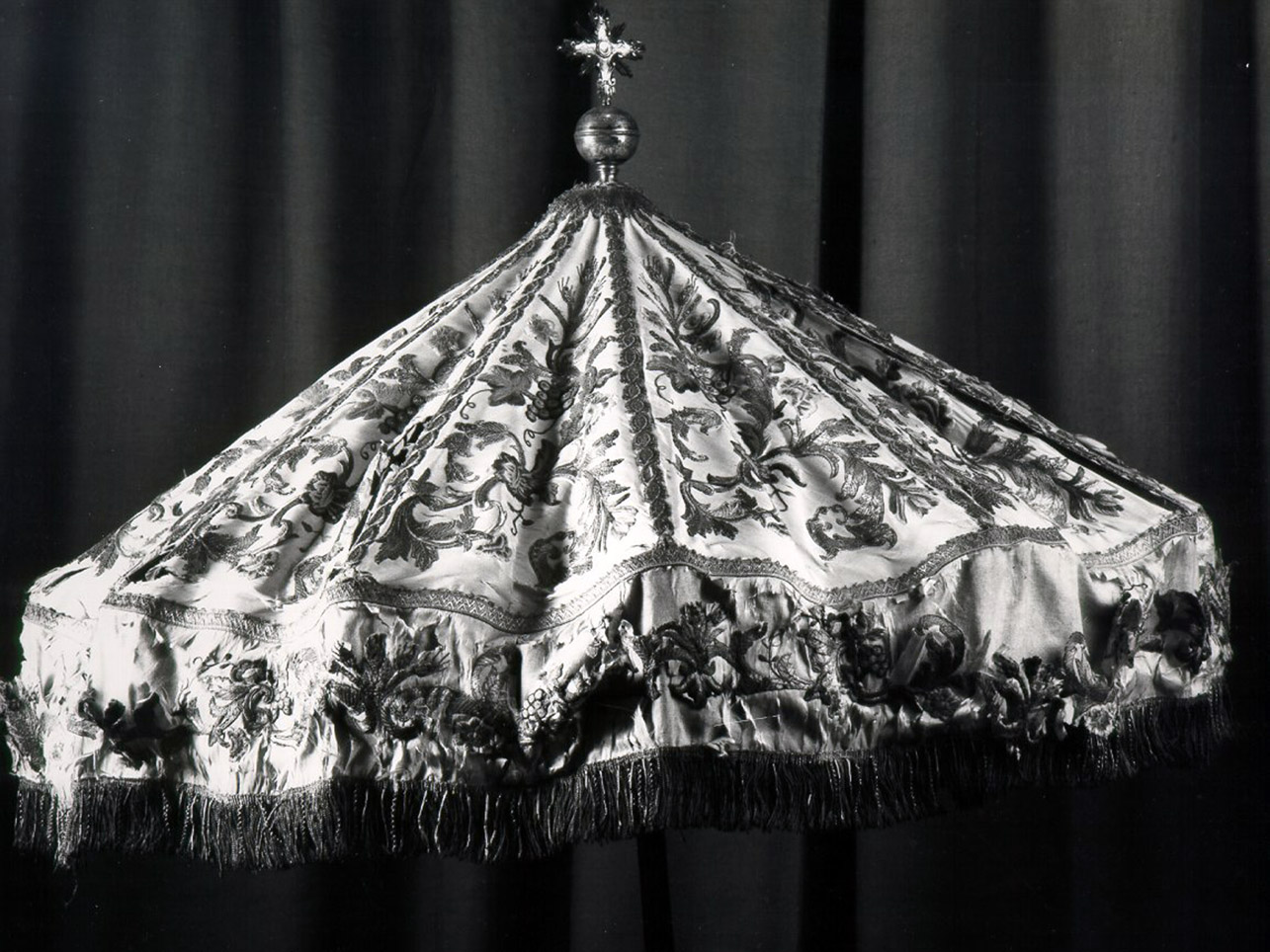 OMBRELLINO PROCESSIONALE - manifattura napoletana (Prima metà sec. XIX)