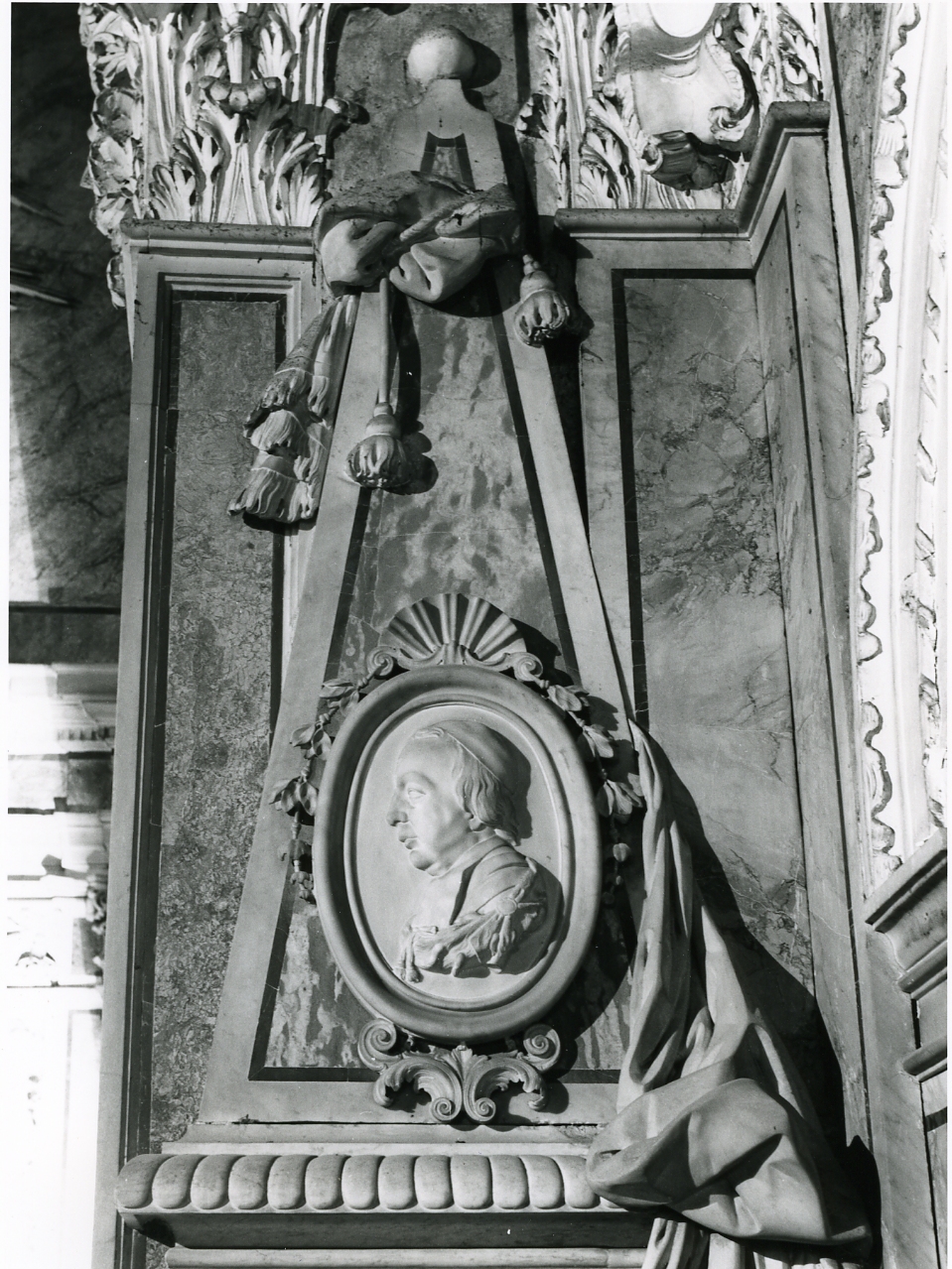 ritratto di Antonio di Sangro (rilievo) di Queirolo Francesco (sec. XVIII)