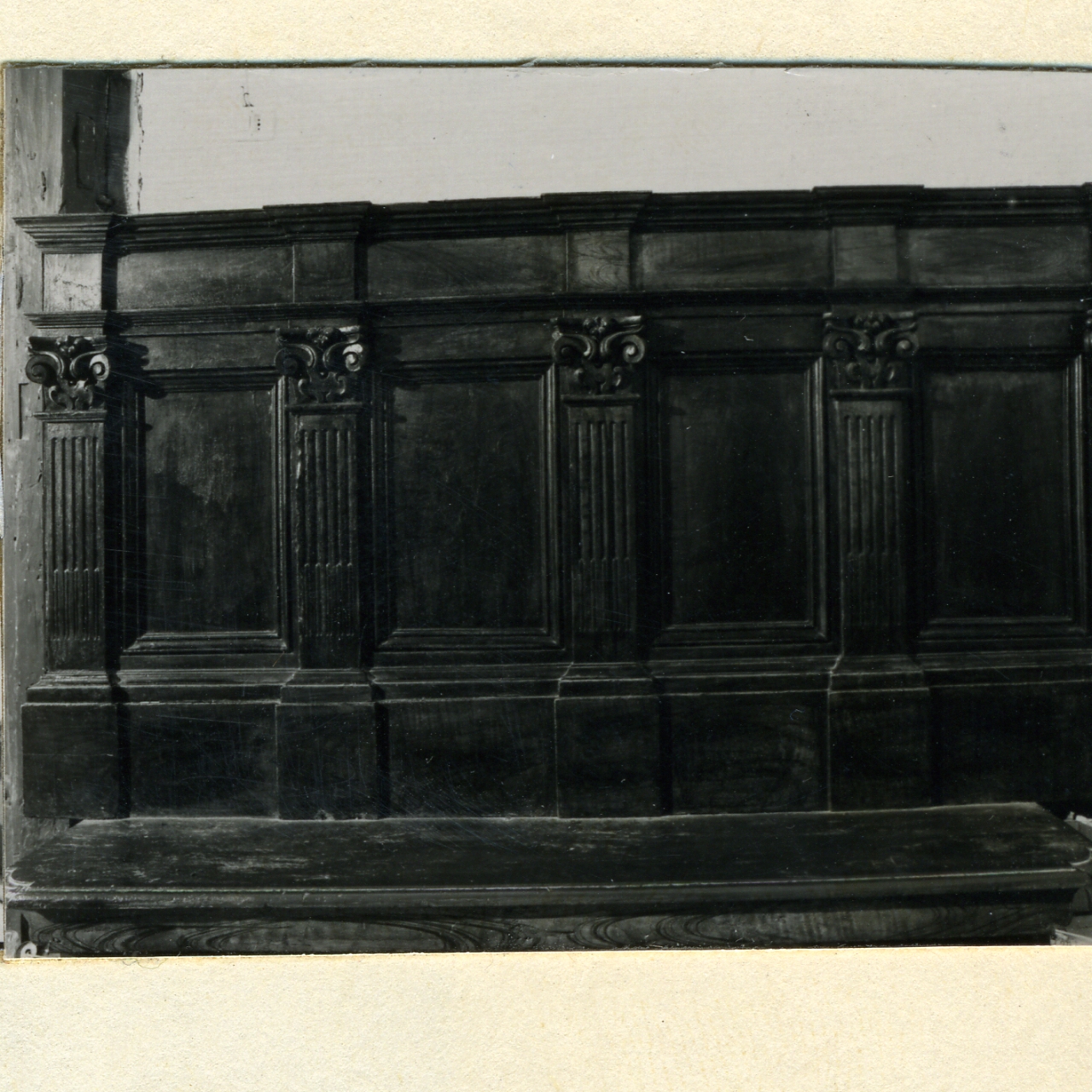 stalli del coro, frammento - bottega campana (prima metà sec. XIX)