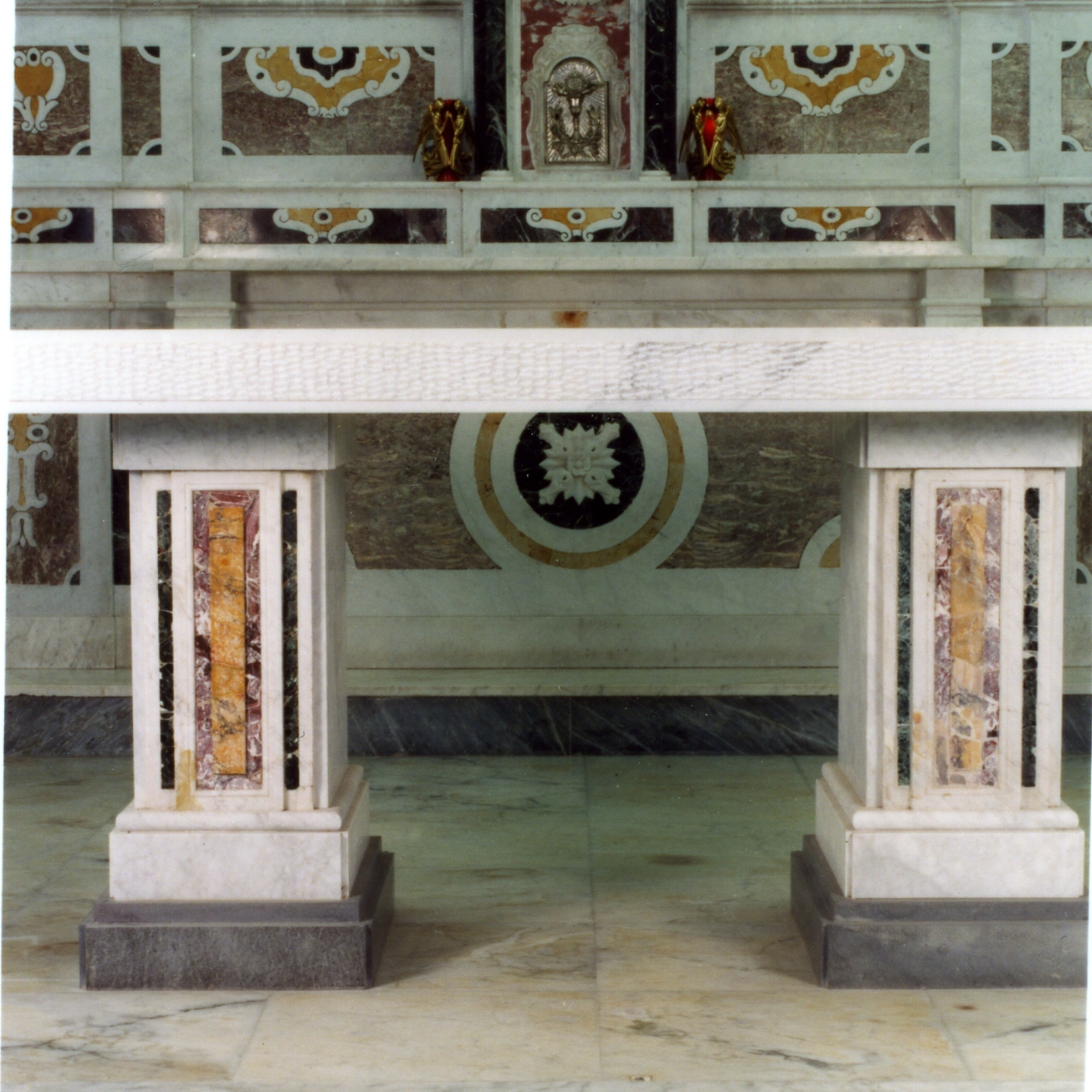 pilastrino di altare, coppia - bottega napoletana (fine sec. XVIII)