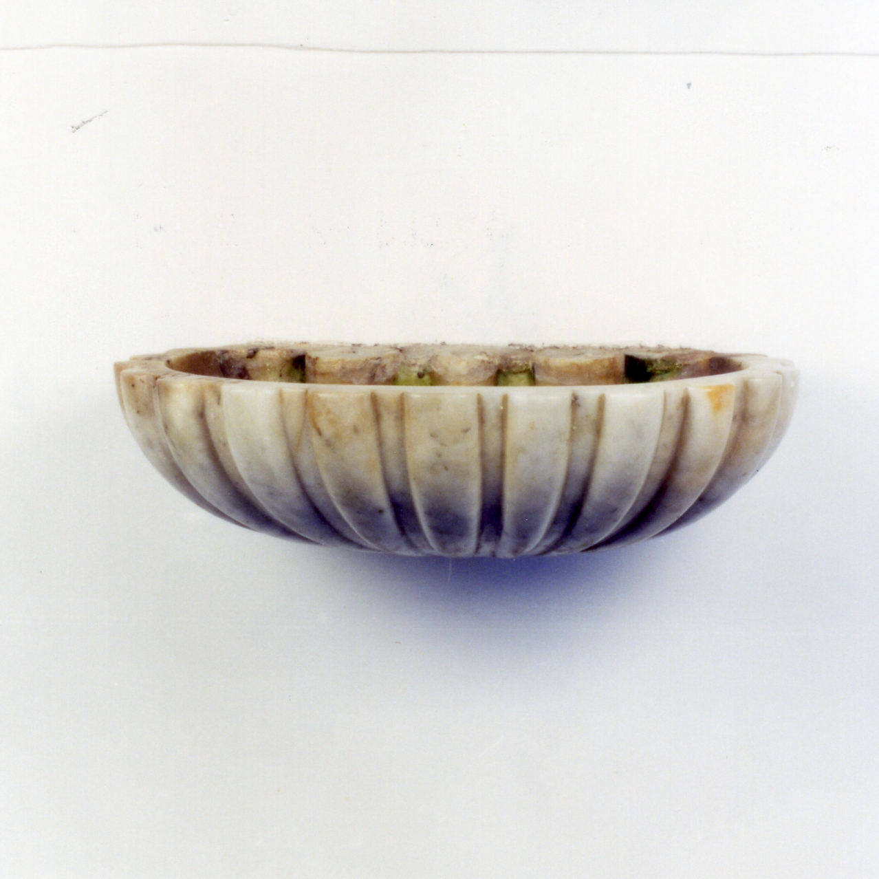 acquasantiera - a conchiglia - bottega napoletana (seconda metà sec. XIX)