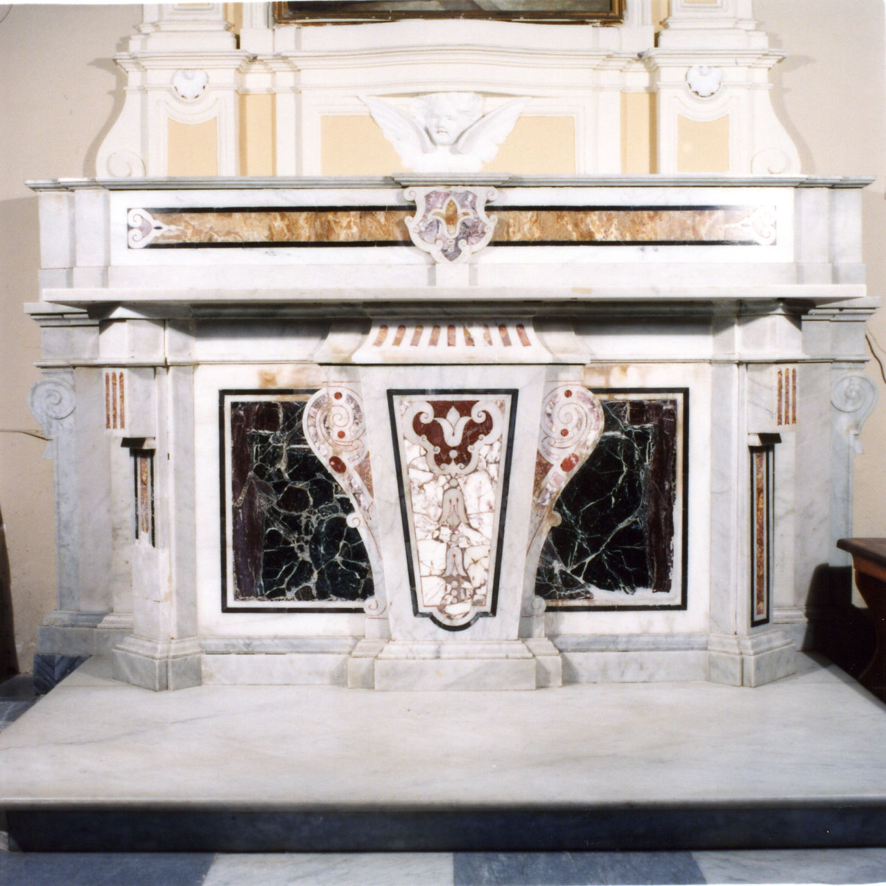 altare - bottega napoletana (prima metà sec. XX)