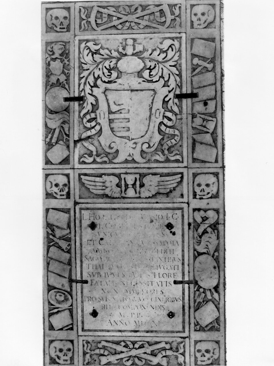 lastra tombale - bottega napoletana (sec. XVII)