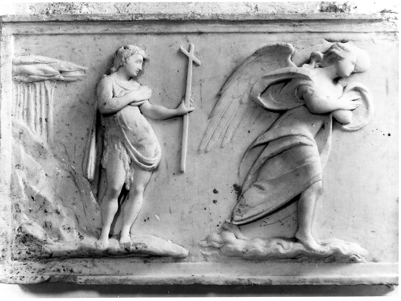 San Giovanni Evangelista (rilievo) - bottega napoletana (prima metà sec. XVII)