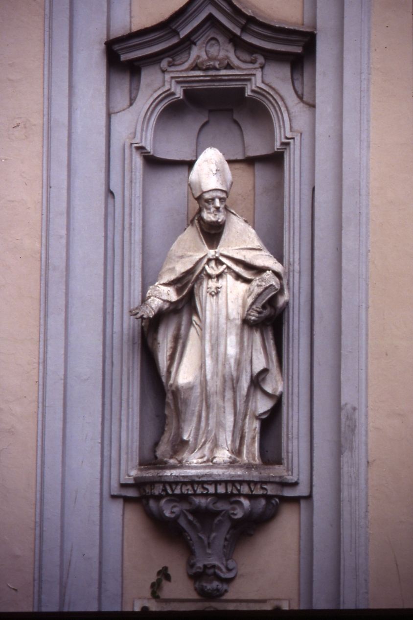 Sant'Agostino (statua, elemento d'insieme) di Scarola Giuseppe, Pini Enrico (sec. XVIII)