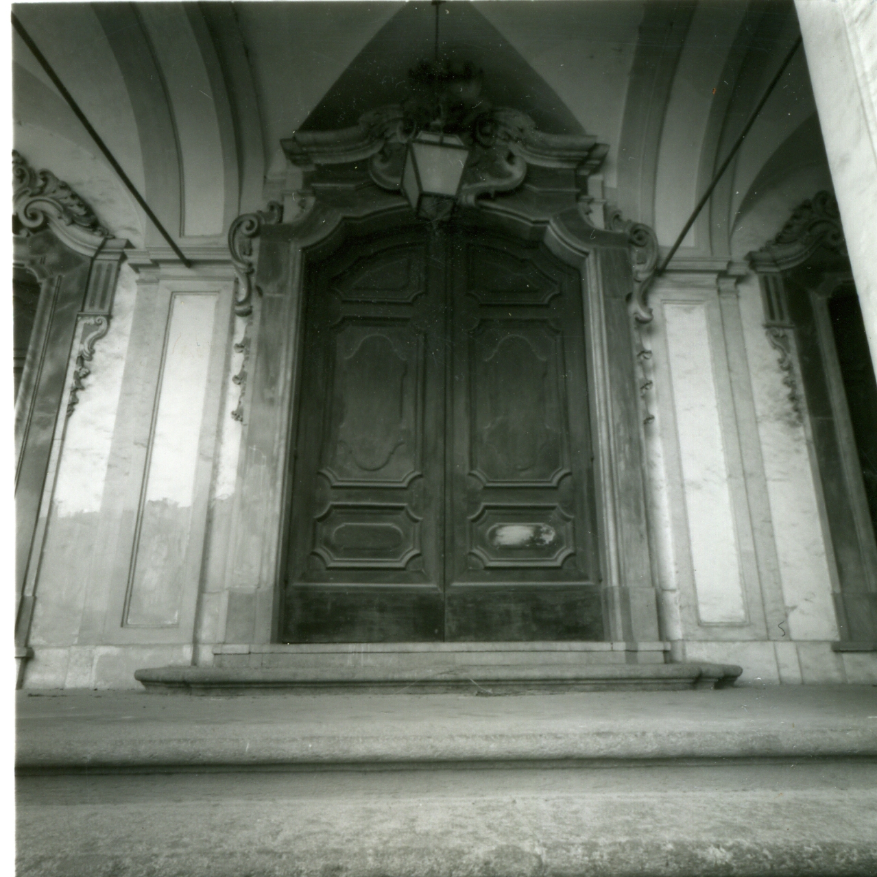 porta - a due battenti, serie - bottega napoletana (sec. XVIII)