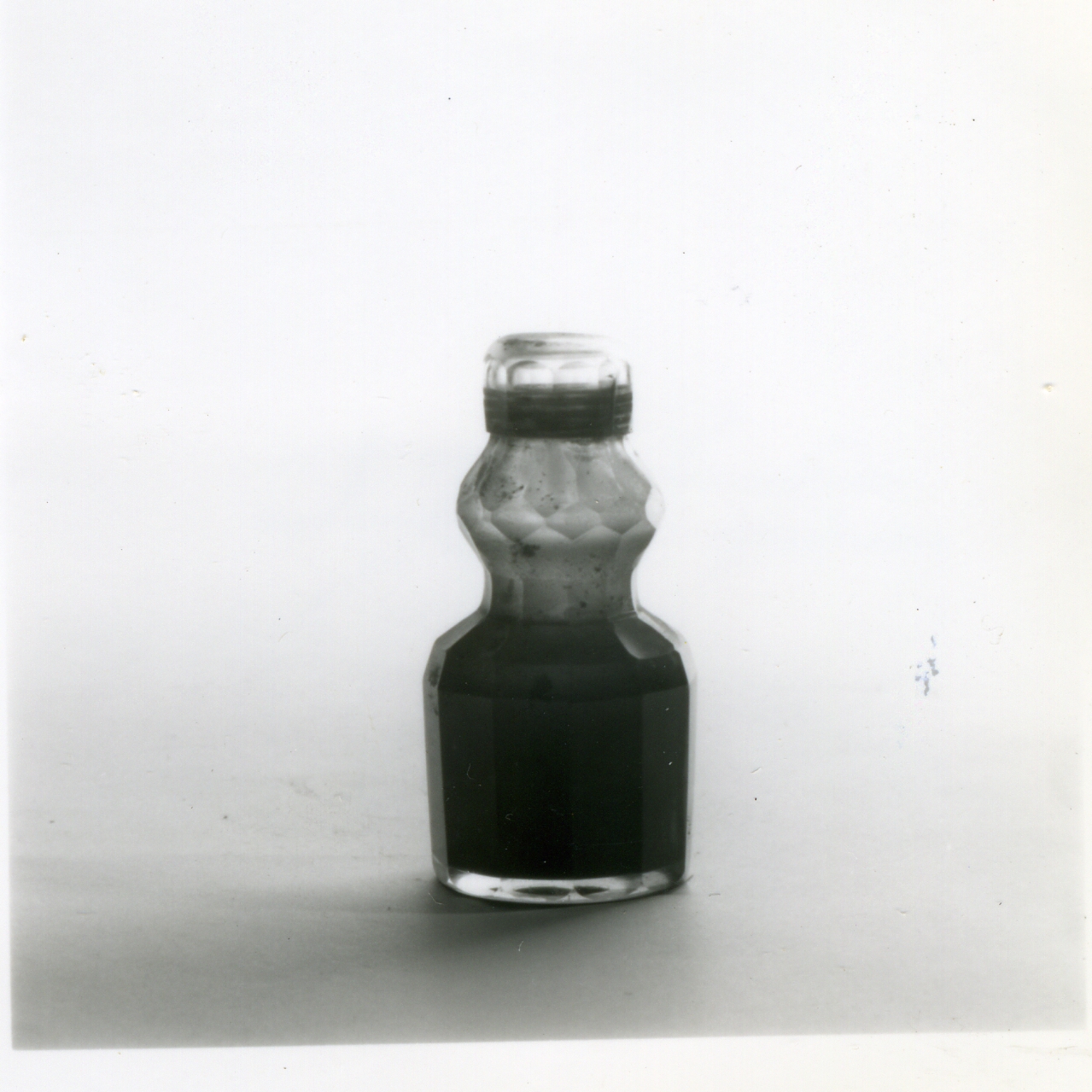 bottiglia per medicamenti - bottega napoletana (prima metà sec. XIX)