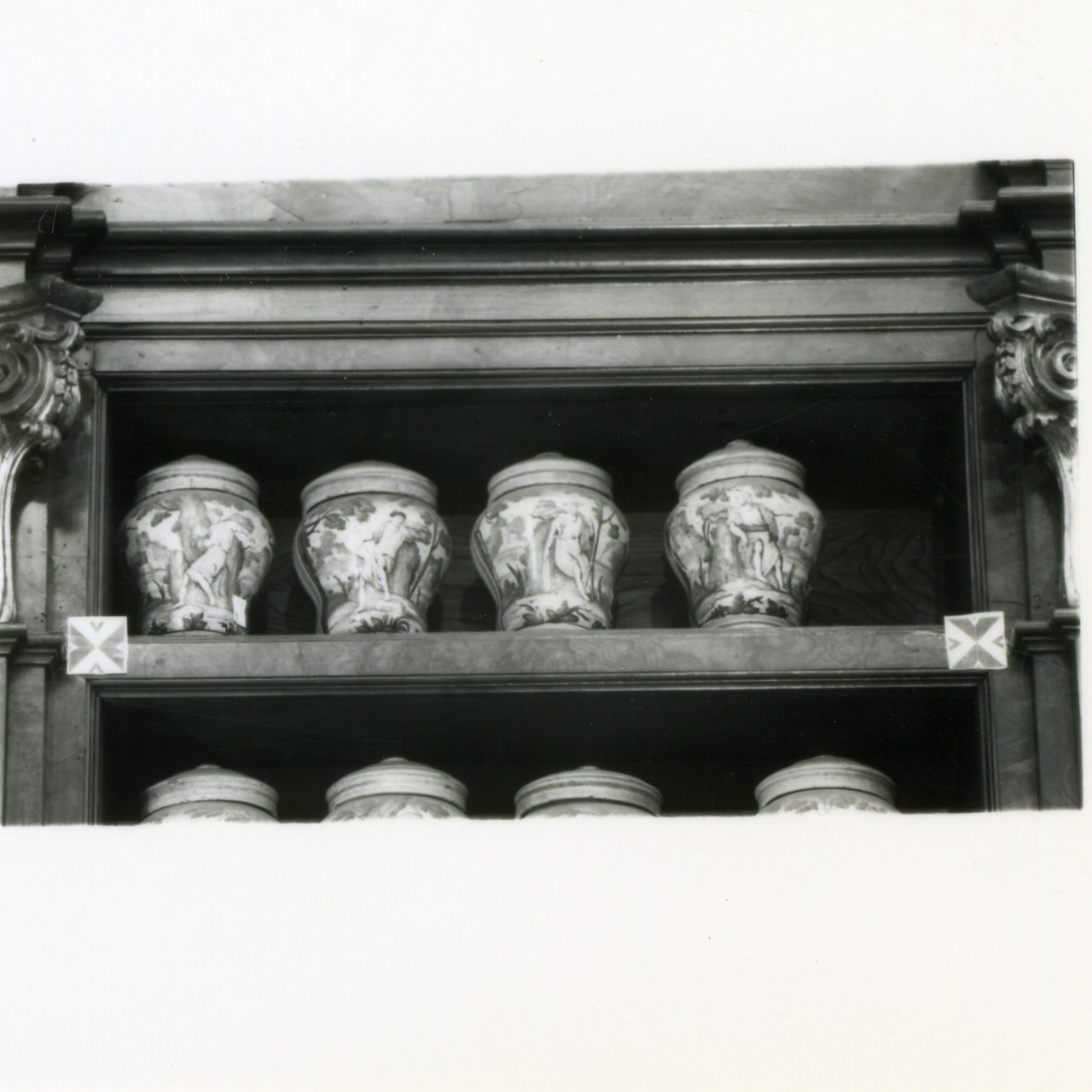 vaso da farmacia, serie di Massa Donato (e aiuti) (metà sec. XVIII)